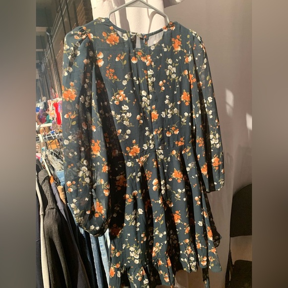 Floral Print Dress in Black and Orange - Picture 5 of 5